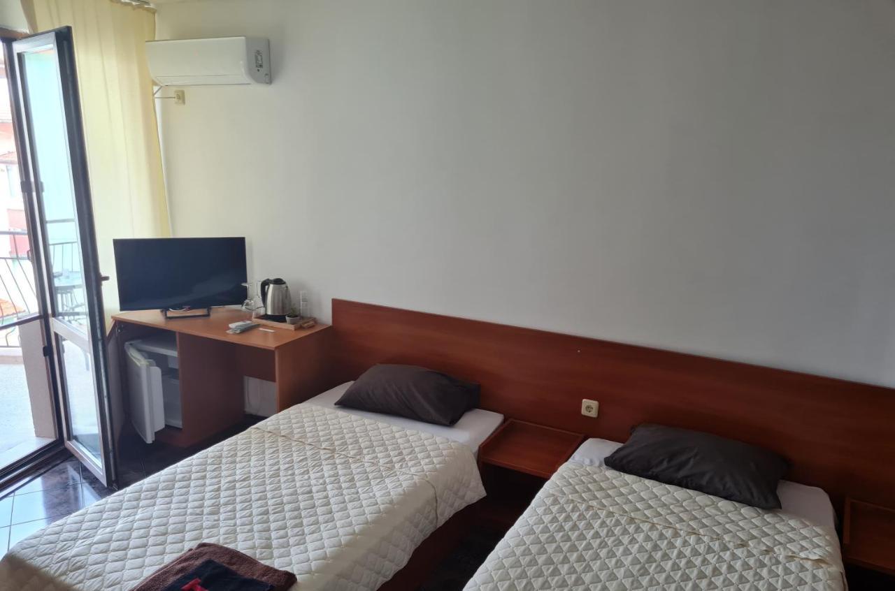 Hotel Алми Almi Święty Włas Zewnętrze zdjęcie
